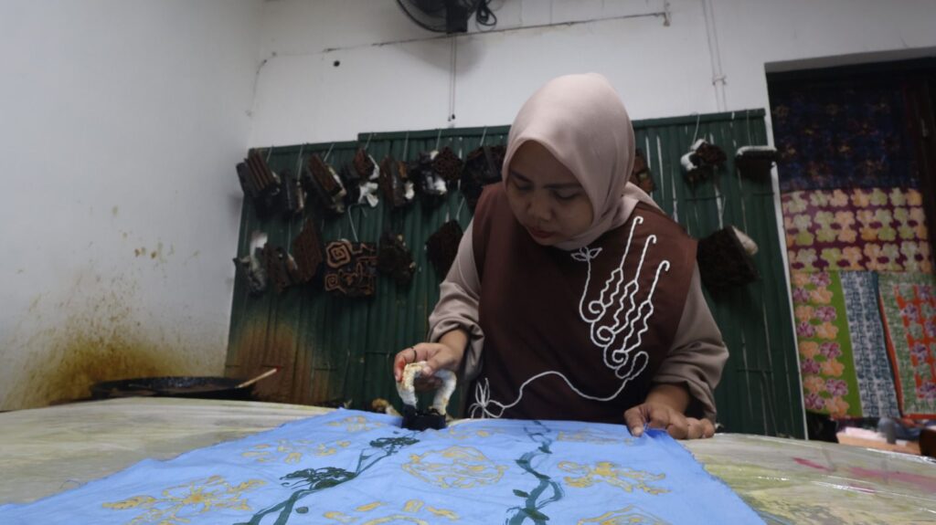 PLN UID Jakarta Raya Perkuat Ekosistem UMKM Kreatif, Lahirkan Pembatik Muda Siap Bersaing di Pasar